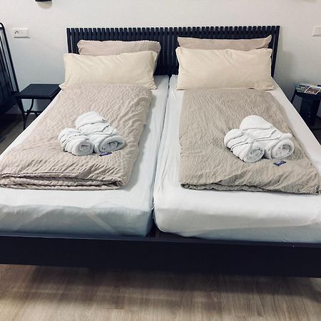 Free Apartment - Ermstal 巴特乌拉赫 外观 照片