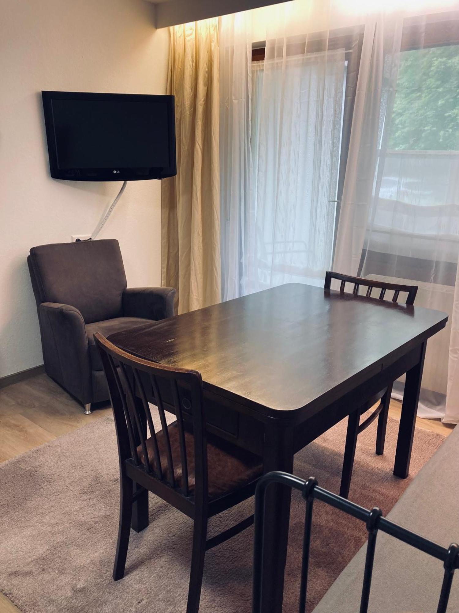 Free Apartment - Ermstal 巴特乌拉赫 外观 照片